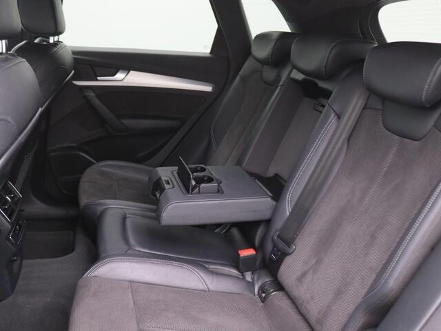 Audi Q5 50 TFSI e quattro S edition 299PK S-Tronic Adaptieve Cruise Controle, 360gr. Camera, Keyless, B&O Soundsysteem, Matrix-LED verlichting, Side Assist, Elektr. Achterklep, Stoelverwarming, Elektr. verst. stoelen, 19" LM Velgen