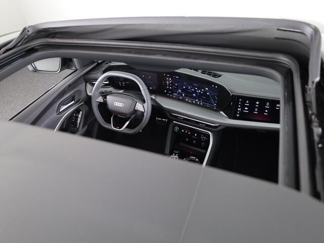Audi Q5 Sportback 2.0 TFSI e-hybrid quattro S edition | Tech plus | Glazen panoramadak | Zwart pakket | Elektrische stoelen |