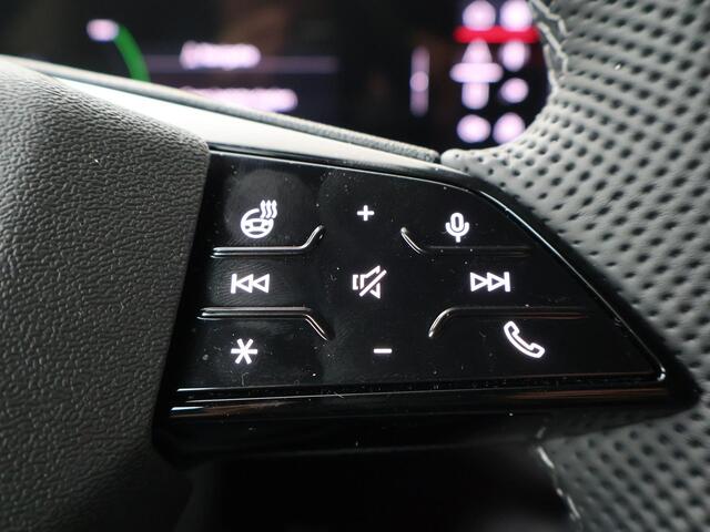 Audi Q5 Sportback 2.0 TFSI e-hybrid quattro S edition Competition | Trekhaak | Luchtvering | Panoramadak | Sfeerverlichting | Matrix | Elektrische Stoelen | Stoelverwarming achter |