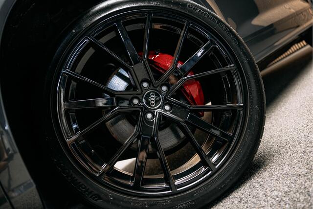 Audi Q5 55 TFSI e quattro Competition Goed uitgevoerde Q5 RS interieur, Daytona grey