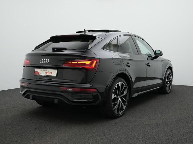 Audi Q5 Sportback 55 TFSI e 367 pk S-tronic S edition / Advanced | Panoramadak | Luchtvering | Leder | Stoelventilatie | Geheugenstoel | Carbon interieur | Head-up display