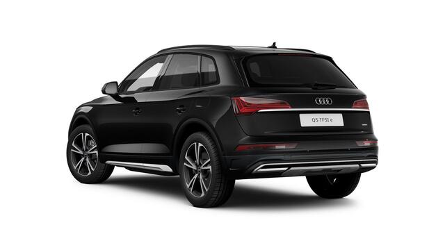 Audi Q5 50 TFSI e Advanced edition Design selection - Privacy glas - Multifunctioneel stuur plus - Zonwering achter - Elektrische verstelbare stoelen - Adaptive Cruise Control - Parkeerassistent - Lichtpakket 2 -