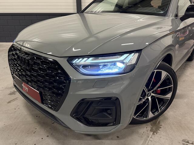 Audi Q5 Sportback 55 TFSI e S-Line PANO/LUCHTVERING/TREKHAAK/B&O/HEAD-UP/360CAMERA/21" AUDI SPORT/ACC/SFEER/LEER-SPORT/MASSAGE+MEMORY/BLACK-OPTIC/QUANTUMGRAU/NIEUWPRIJS ¤ 101.453,-