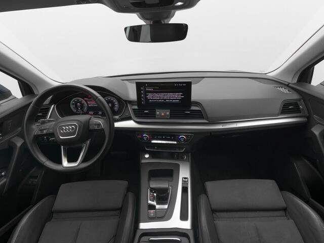Audi Q5 55 TFSI e Quattro S-Line Plug in Hybrid PHEV | Trekhaak af Fabriek | Alcantara Sportstoelen Verwarmd | Adaptive Cruise | Apple Carplay | Virtual | Navigatie | Camera | DAB |