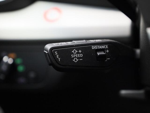 Audi Q5 55 TFSIe 270kW/367pk quattro S Line · Panoramadak · Leder · Trekhaak · 360 gr. Camera · Apple/Android Car Play · Adaptive Cruise Control · Garantie tot mei 2030 of 100.000km