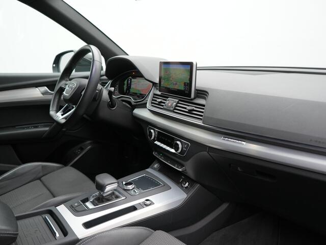 Audi Q5 50 TFSI e quattro S Line Plug In Hybrid 300pk Dealer O.H PHEV | Camera | Keyless | Sportstoelen Verwarmd | S Sportstuur | Navigatie Plus | Apple Carplay | Virtual | DAB | 20"L.M |