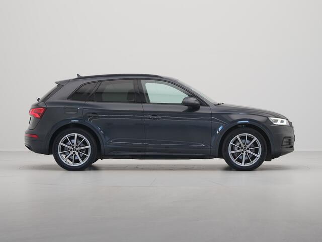 Audi Q5 50 TFSIe PHEV quattro Sport Leer Camera Sound Keyless 20" velgen 42
