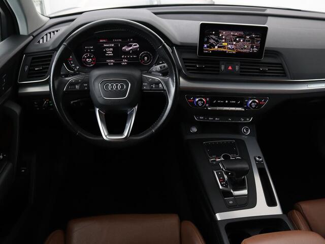 Audi Q5 2.0 TDI quattro Sport | Leder | Stoelverwarming | Trekhaak | Virtual Cockpit | Navigatie | Keyless | Xenon | Elektrische stoelen | Climate control | Parkeerhulp | Cruise control