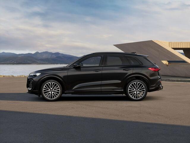 Audi Q5 S edition 2.0 TFSI e | 299 PK | 21 inch velgen | Panorama glasdak | Privacyglas | Zwart optiek |