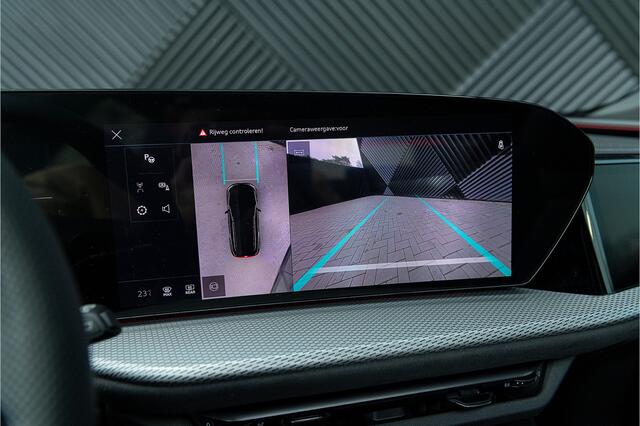 Audi Q5 Sportback 2.0 e-hybrid quattro 220 KW S edition Competition ACC Pano BijrijderDisplay 360 Matrix B&O Ambient Head Up Trekhaak