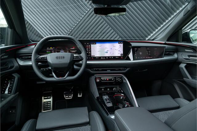 Audi Q5 Sportback 2.0 e-hybrid quattro 220 KW S edition Competition ACC Pano BijrijderDisplay 360 Matrix B&O Ambient Head Up Trekhaak