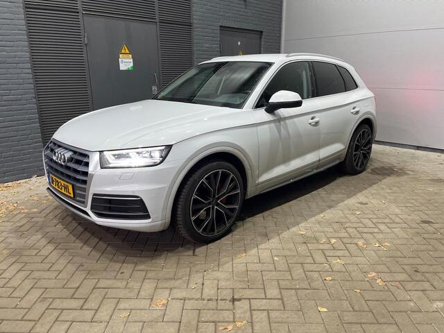 Audi Q5 50 TFSI e quattro Pro Line | Luchtvering | 21 Inch | Leder | Navigatie | Parkeersensoren