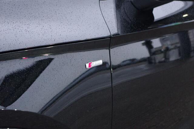 Audi Q5 50 TFSI e 300 PK S-Line Edition PHEV, Panoramadak, RS-Leder, Carplay, Camera