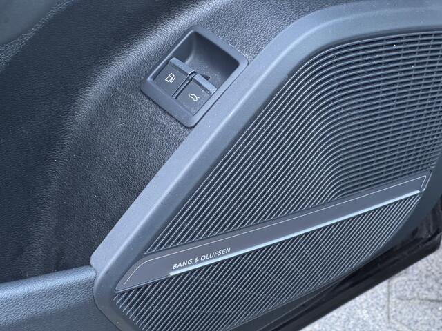 Audi Q5 55 TFSI e S-Line Competition Pano HUD Memory Alle Opties