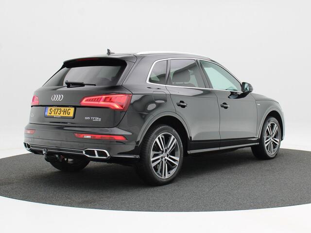 Audi Q5 55 TFSi e 367 Pk quattro S-Line | LED | Elektrische Achterklep | Privacy Glass | Stoel Verwarming | Cruise Control | 20 Inch