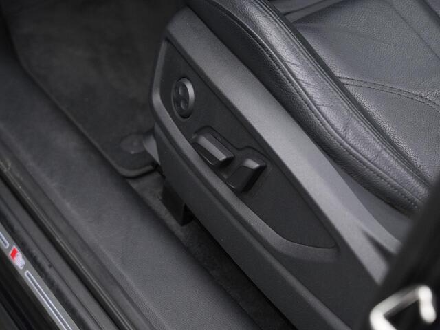 Audi Q5 55 TFSI e 367 pk S-tronic S-Line | Panoramadak | Trekhaak | Luchtvering | Twinleder | Elektr. verstelbare stoelen | Achteruitrijcamera