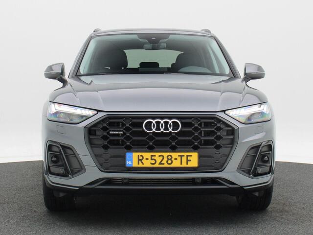 Audi Q5 55 TFSi e 368 Pk Automaat S-Line | Zwart Optiek | CarPlay | Camera | Stoelverwarming | Elektrische Achterklep | 20 Inch | 64.901 Km!!