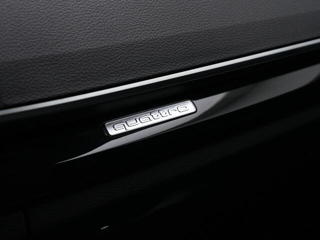Audi Q5 Sportback 50 TFSI e 299 pk S-tronic quattro S-Line | Leder | Achteruitrijcamera | Lederen interieurdelen | Stoelverwarming