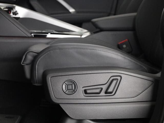 Audi Q5 2.0 TFSI e-hybrid quattro S edition Competition 367pk | Tech Plus Pakket | MMI experience pro | Glazen panoramadak | Tech plus | Privacy glas |