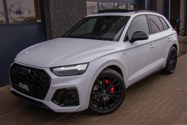 Audi Q5 50 TFSI e S edition | Competition | S-Line | Pano | Matrix LED | Luchtvering | 21 Inch Performance | Black Pack | Camera | Carplay | ACC | Dodehoek | HillHold | Sfeer | Leder | Lane Assist | Dealer Onderhouden | 1 Eigenaar | BTW | Garantie