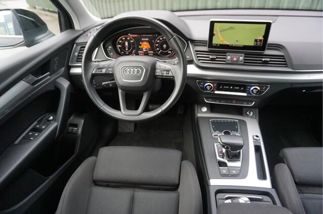 Audi Q5 55TFSI e Quattro S-Line + Navi/ LED/ Cruise/ Plug-in Hybid/ Sportstoelen/ Schitterend!/ Garantie!