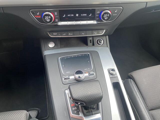 Audi Q5 55 TFSI e quattro Competition S-line | Matrix-led | Camera | Massage