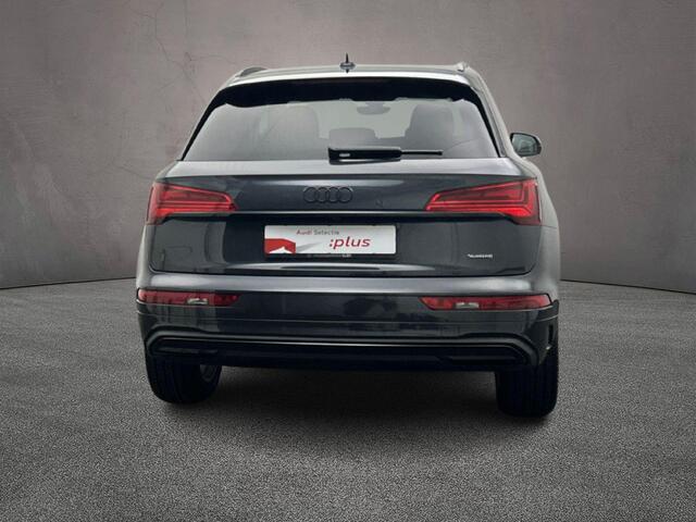 Audi Q5 50 TFSI e 300PK quattro S edition Competition | Trekhaak | Headup | Matrix | ACC | Memory | City | Tour | Carplay |