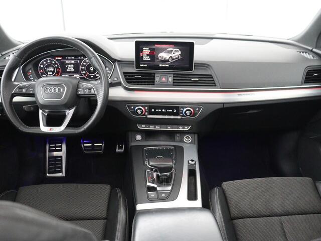 Audi Q5 2.0 TFSI S line | Panoramadak | Stoelverwarming | Virtual Cockpit | Camera | Carplay | Keyless | Side Assist | Full LED | Navigatie | Half leder | Sportstoelen | Parkeerhulp | Cruise control