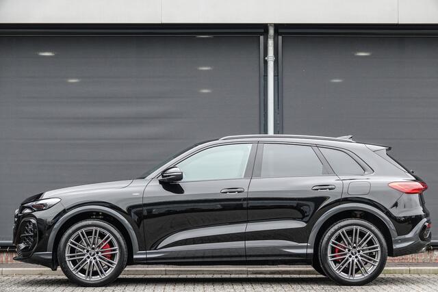 Audi Q5 2.0Tfsi e-hybrid 367Pk Aut. | Plug In Hybride | Quattro | S-Line | MMI Bijrijdersdisplay | Tech Plus | 360° Camera | Trekhaak | 21'' | Mythos Black