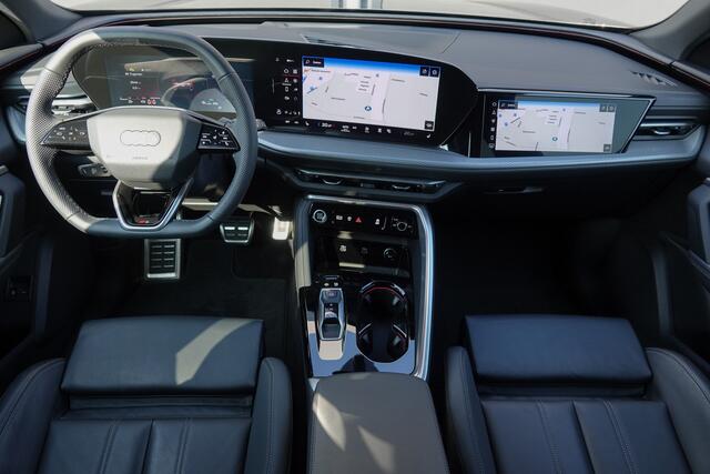 Audi Q5 e-hybrid 367Pk | Plug In Hybride | Quattro | S-Line | MMI Bijrijdersdisplay | Tech Plus | Luchtvering | 360° Camera | Trekhaak | 22'' | Daytona Grey