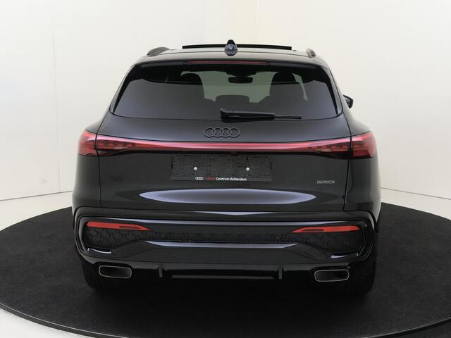 Audi Q5 2.0 TFSI e-hybrid quattro S edition | Panoramadak | Elek. verstel.voorstoelen | Bijrijderscherm | Optiekpakket zwart | Comfortsleutel