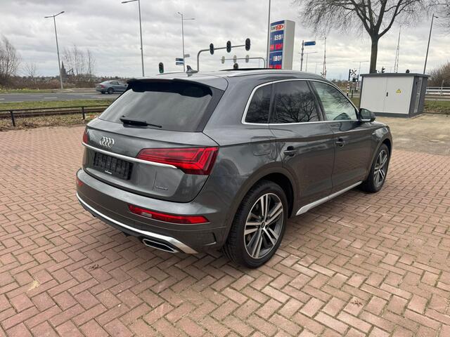 Audi Q5 50 TFSIe S-Line Luchtvering Pano Trekhaak ACC 360camera