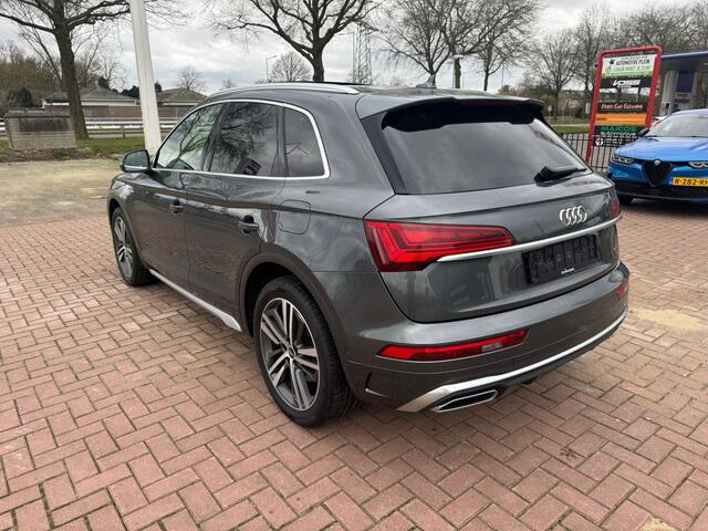 Audi Q5 50 TFSIe S-Line Luchtvering Pano Trekhaak ACC 360camera