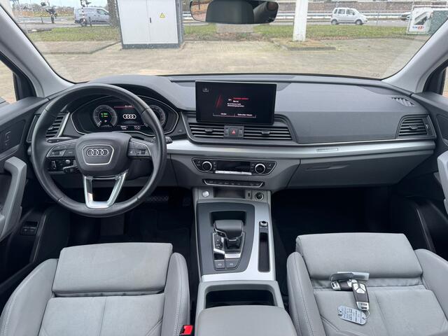 Audi Q5 50 TFSIe S-Line Luchtvering Pano Trekhaak ACC 360camera