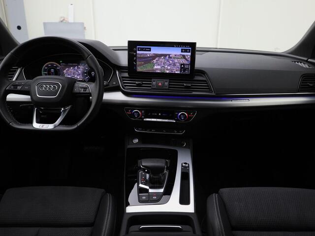 Audi Q5 50 TFSIe 220kW/299PK S Line · Panoramadak · Leder/Alcantara · Camera + Parkeersensoren