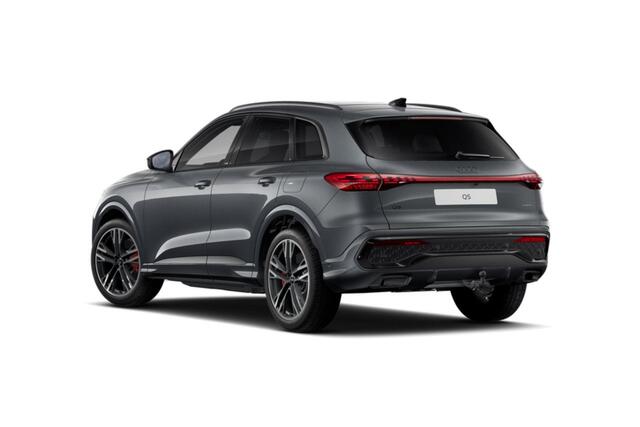 Audi Q5 S edition Competition e-hybrid 270 kW / 367 PK SUV