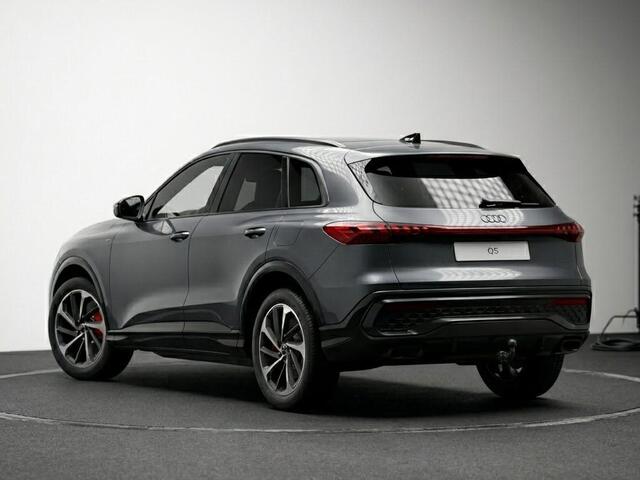 Audi Q5 S edition Competition e-hybrid 367 pk | B&O sound system | Glazen panoramadak | MMI Bijrijdersdisplay | Trekhaak elektrisch wegklapbaar |