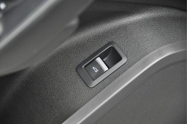 Audi Q5 2.0 TFSI quattro 2x S-line Luchtvering, AHK, ACC,