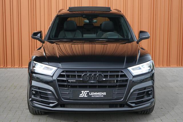 Audi Q5 55 TFSI e Competition 367PK Quattro Panodak S-Stoelen Luchtv. Trekhaak Head up B&O VOL!