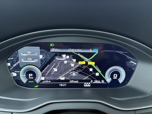 Audi Q5 Sportback 55 TFSI e S edition | 367 PK | Automaat | SoH 92% | Panoramadak | Adaptive cruise control | Matrix LED koplampen | Dodehoek detectie |