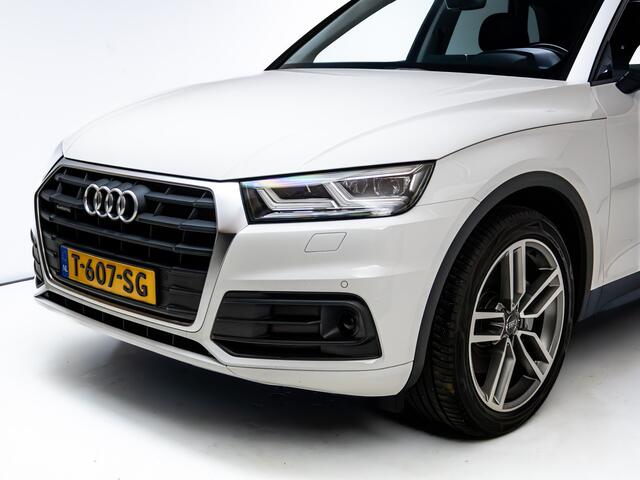 Audi Q5 50 TFSI e quattro 300 PK | Panormadak | Luchtvering | Elec. trekhaak | Stoel- Stuur_ & Achterbankverw. | Digitaal dashboard, Elec. achterklep, Navigatie, Adaptive Cruise control