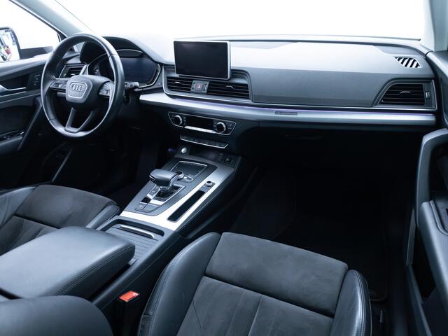 Audi Q5 50 TFSI e quattro 300 PK | Panormadak | Luchtvering | Elec. trekhaak | Stoel- Stuur_ & Achterbankverw. | Digitaal dashboard, Elec. achterklep, Navigatie, Adaptive Cruise control