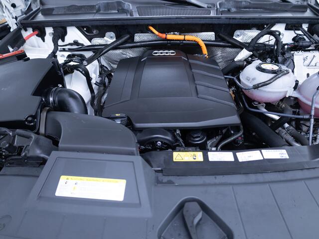 Audi Q5 50 TFSI e quattro 300 PK | Panormadak | Luchtvering | Elec. trekhaak | Stoel- Stuur_ & Achterbankverw. | Digitaal dashboard, Elec. achterklep, Navigatie, Adaptive Cruise control