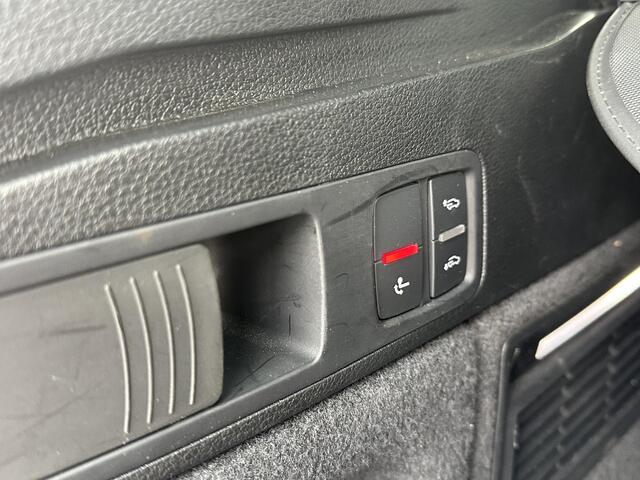 Audi Q5 55 TFSI e S LINE QUATTRO FULL OPTION| QUATTRO| CARBON PAKKET| NAPPALEER| PANO|LUCHTVERING| B&O AUDIO| HEAD-UP DISPLAY| ELEK. TREKHAAK| 360 CAMERA| VOORRUITVERWARMING| MASSAGE STOELEN| MATRIX| ADAPTIVE CRUISE, ETC...|