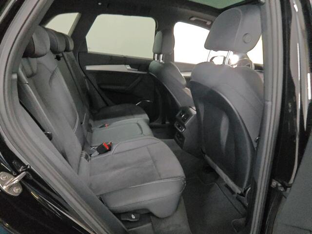 Audi Q5 50 TFSI e 299Pk S edition / Panodak / Stoelverwarming / 360 Camera