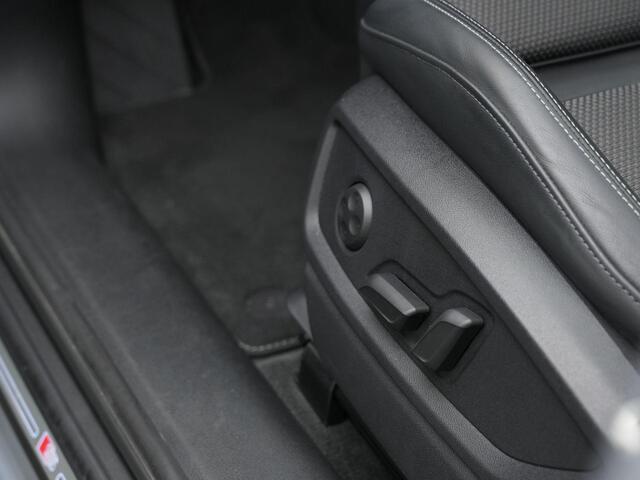 Audi Q5 Sportback 50 TFSI e 299 pk S-Line | Panoramadak | Bang & Olufsen | Elektrische stoelen | Achteruitrijcamera | Stoelverwarming