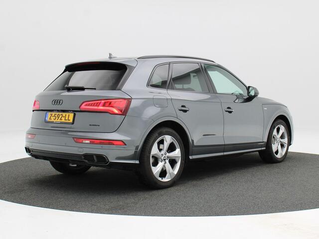 Audi Q5 55 TFSi e quattro Competition 367 Pk | Stoelverwaring | Camera | Navigatie | Adaptive Cruise | Climatronic | Matrix LED | 20 Inch