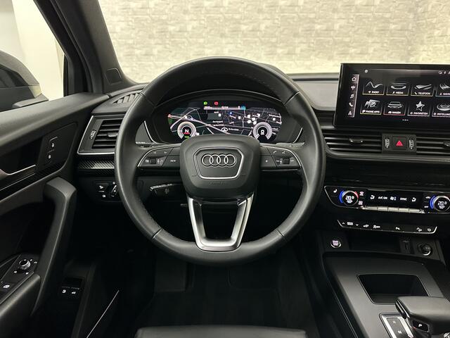 Audi Q5 50 TFSI e 300PK | Luchtvering | B&O Sound | Leder | Carbon | Sportstoelen | Carplay | Zwarte Hemel | Standkachel | Stoelverwarming | 3-Zone Clima | Black-Optic | Zonwering | Virtual Cockpit | LED | Autom. Achterklep | Bovag Garantie |