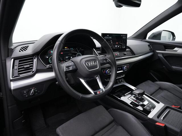Audi Q5 55 TFSI e Quattro Competition / S-Line | Leder/alcantara | Achteruitrijcamera | Stoelverwarming | Adaptive Cruise