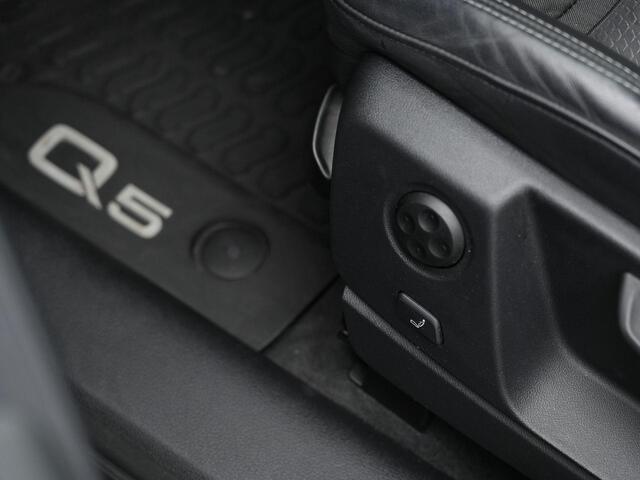 Audi Q5 55 TFSI e Quattro Competition / S-Line | Leder/alcantara | Achteruitrijcamera | Stoelverwarming | Adaptive Cruise